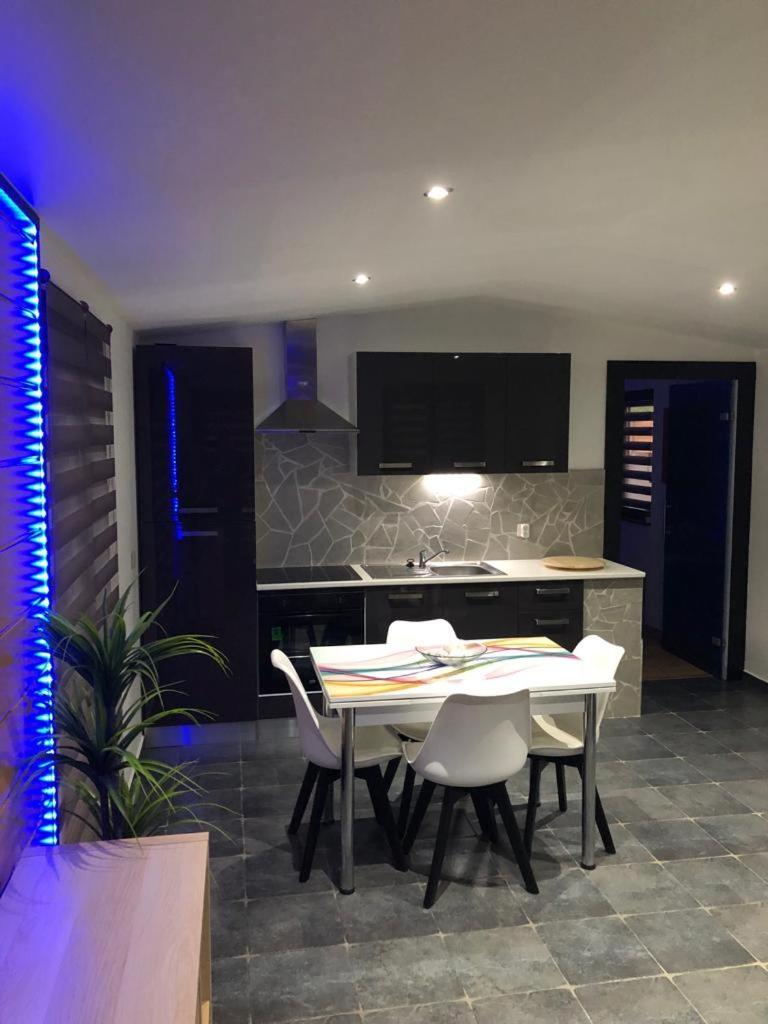 Riviera Cottage Comblain-au-Pont Экстерьер фото