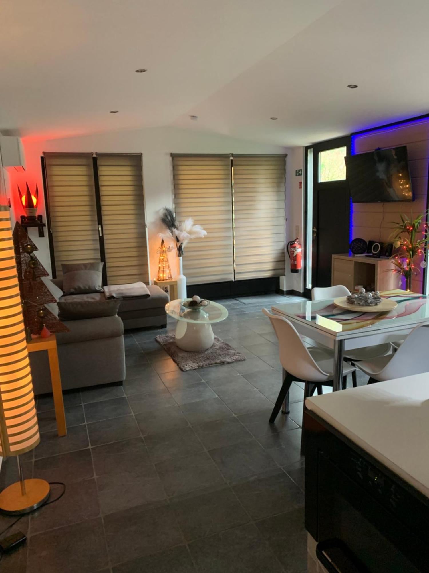 Riviera Cottage Comblain-au-Pont Экстерьер фото